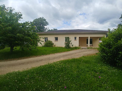 Maison - 110 m² - 4 pièces