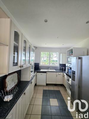 Maison - 141 m² - 6 pièces