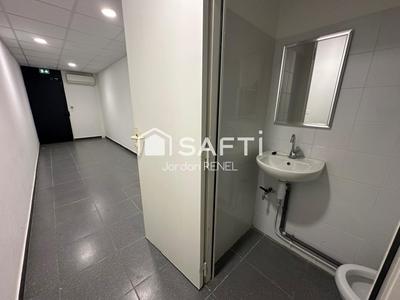 Local commercial - 138 m² - 3 pièces