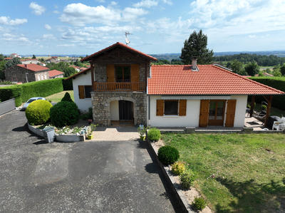 Maison - 156 m² - 9 pièces