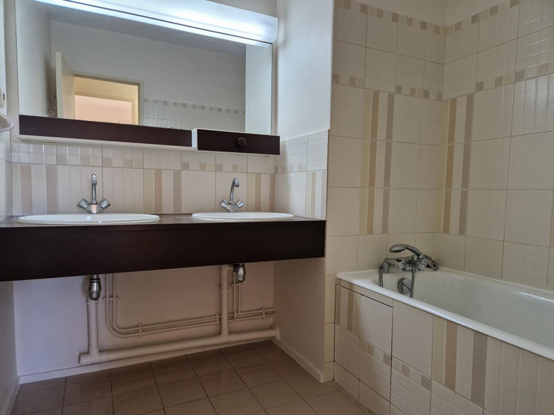 Appartement - 81 m² - 4 pièces