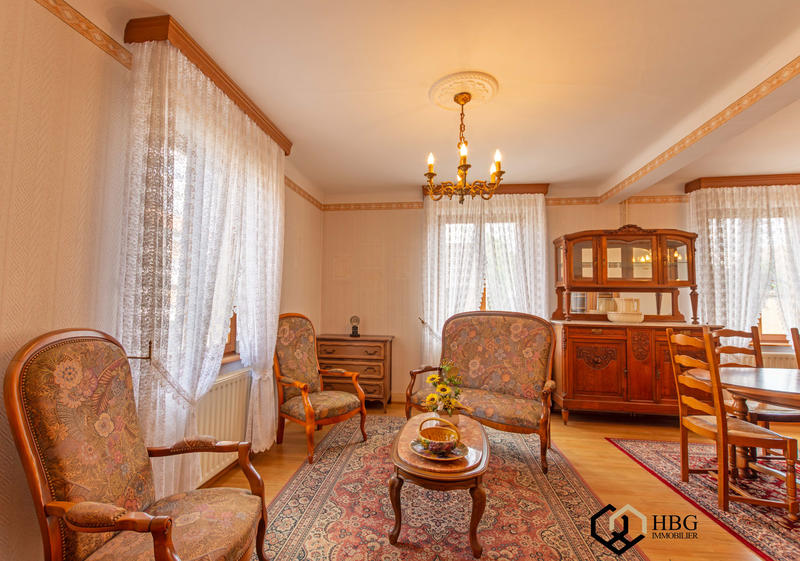 Maison - 177 m² - 6 pièces