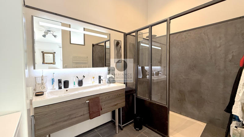 Appartement - 129 m² - 5 pièces