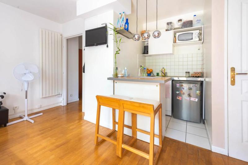 Studio - 25 m² - 1 pièce