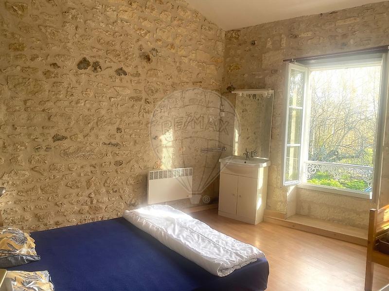 Maison - 245 m² - 8 pièces