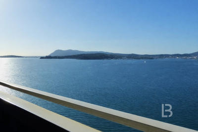 Appartement - 80 m² - 4 pièces