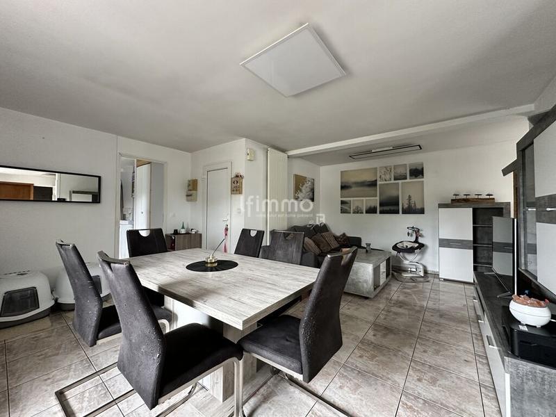 Maison - 189 m² - 8 pièces