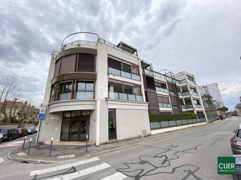 Appartement - 79 m² - 3 pièces