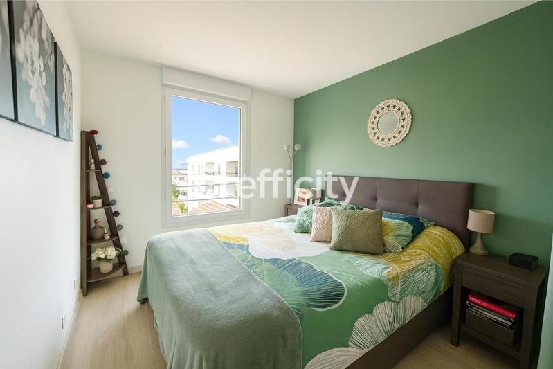 Appartement - 83 m² - 4 pièces