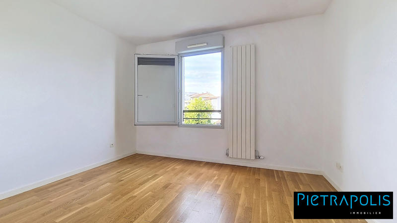 Appartement - 105 m² - 4 pièces