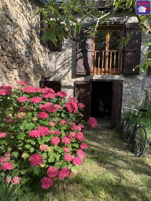 Maison - 91 m² - 6 pièces