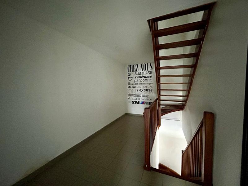 Appartement - 87 m² - 5 pièces