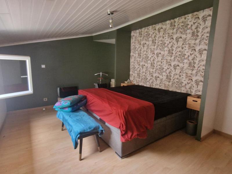 Maison - 410 m² - 6 pièces