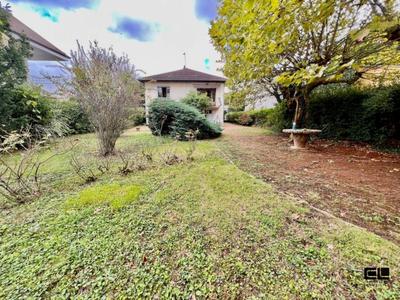 Maison - 160 m² - 5 pièces