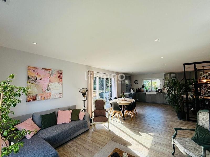 Maison - 146 m² - 6 pièces