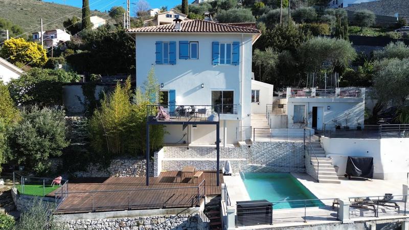Villa - 144 m² - 5 pièces