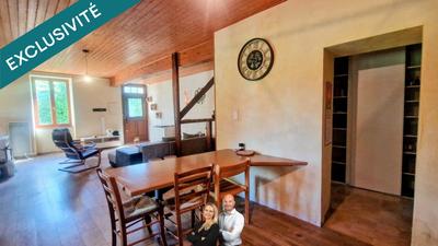 Maison - 237 m² - 8 pièces