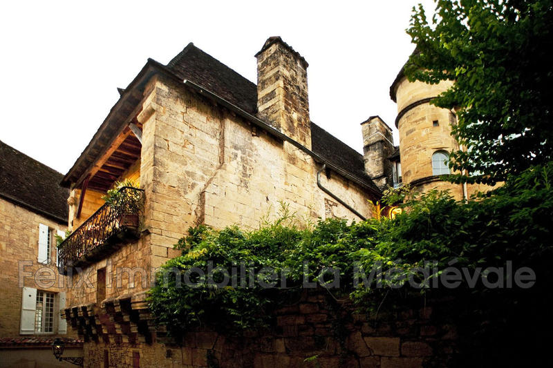 Appartement - 350 m² - 12 pièces