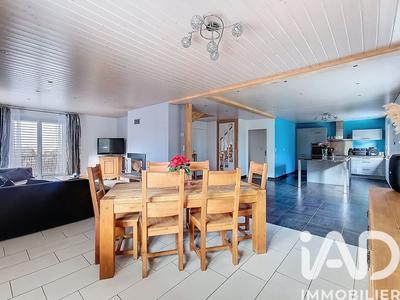 Maison - 138 m² - 7 pièces