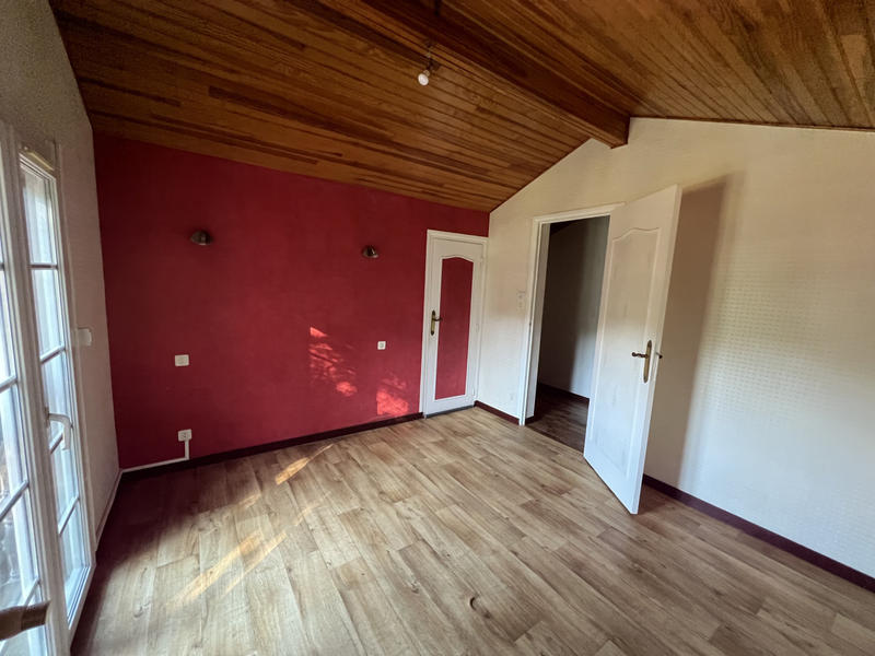 Maison - 137 m² - 5 pièces