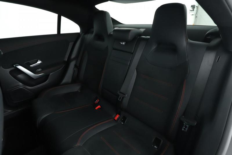 Mercedes Cla 220 d Amg Line 8g-Dct 190 ch