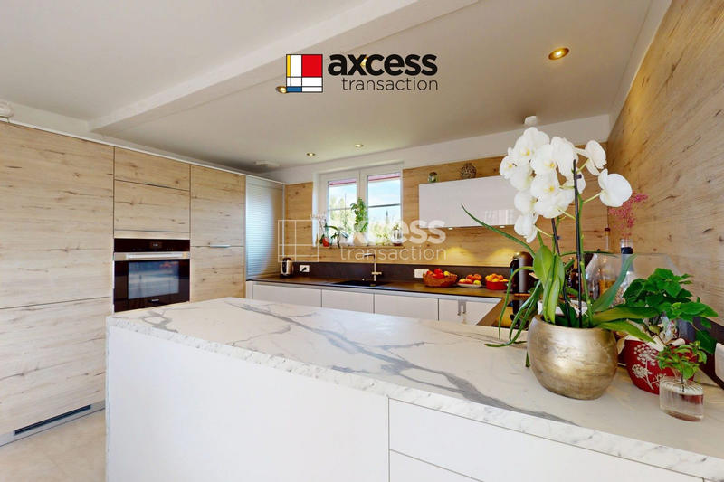 Maison - 147 m² - 7 pièces