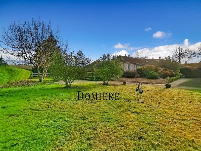 Maison - 200 m² - 8 pièces