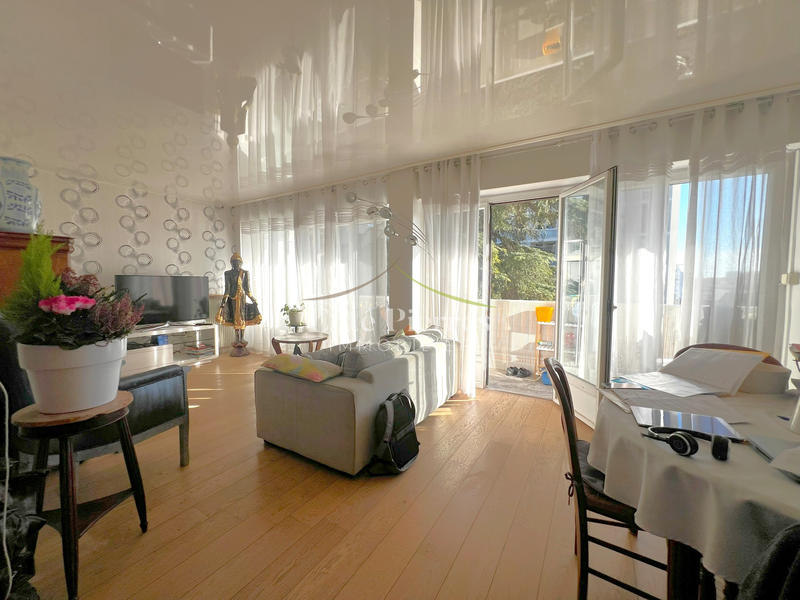 Appartement - 80 m² - 3 pièces