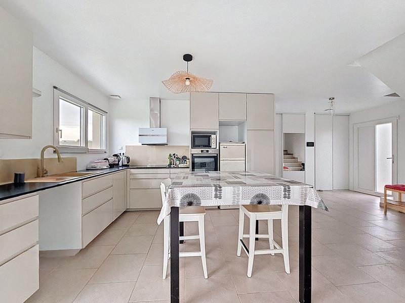 Villa - 141 m² - 6 pièces