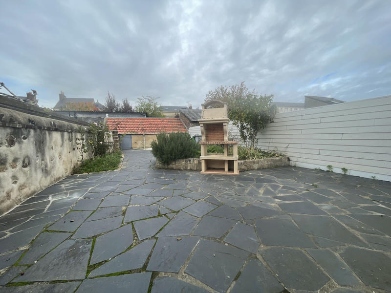 Maison - 141 m² - 6 pièces