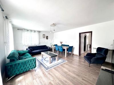 Maison - 143 m² - 5 pièces