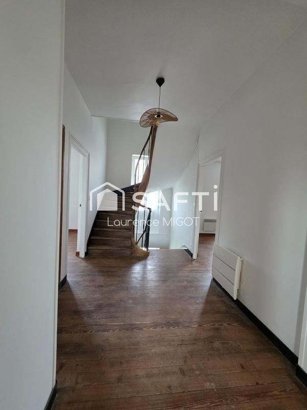 Maison de maîtres - 250 m² - 7 pièces