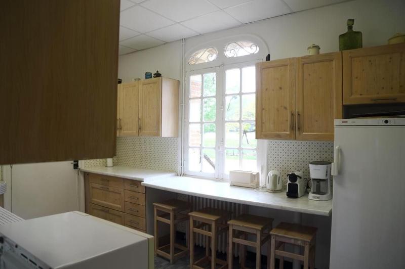 Maison traditionnelle - 260 m² - 8 pièces