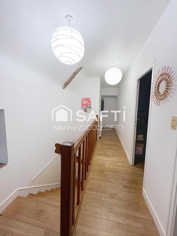 Maison - 188 m² - 6 pièces