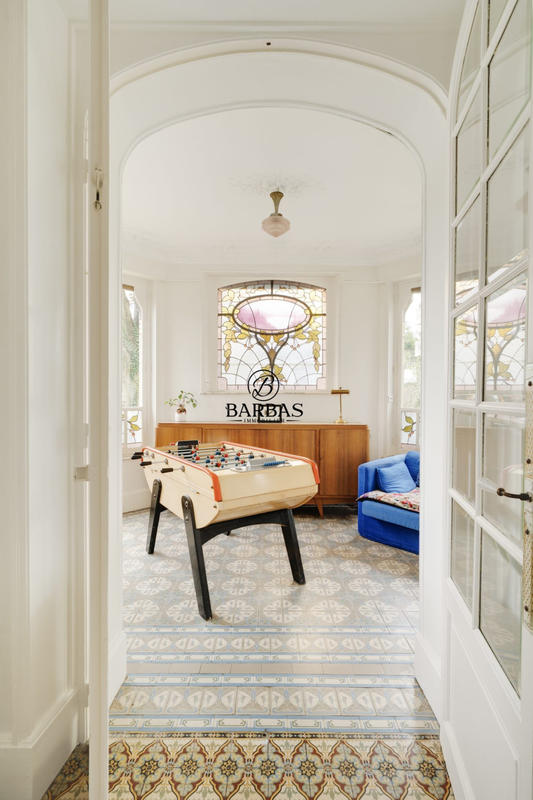 Bureau - 577 m² - 11 pièces