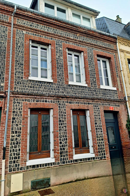 Maison - 124 m² - 7 pièces