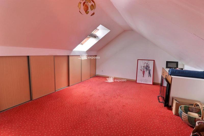 Maison - 93 m² - 5 pièces