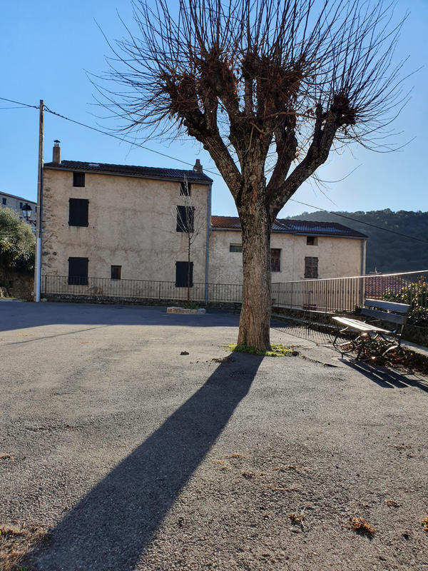 Maison de village - 110 m² - 5 pièces