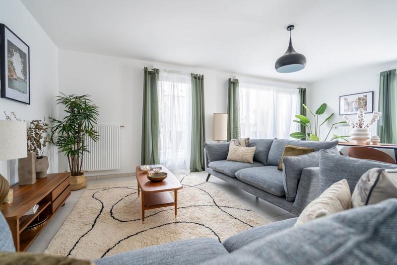 Appartement - 102 m² - 4 pièces