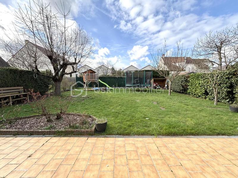 Maison - 159 m² - 8 pièces