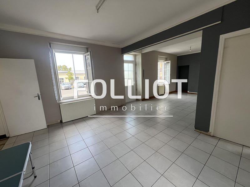 Maison - 165 m² - 9 pièces