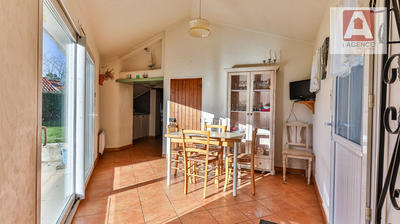 Maison - 90 m² - 3 pièces