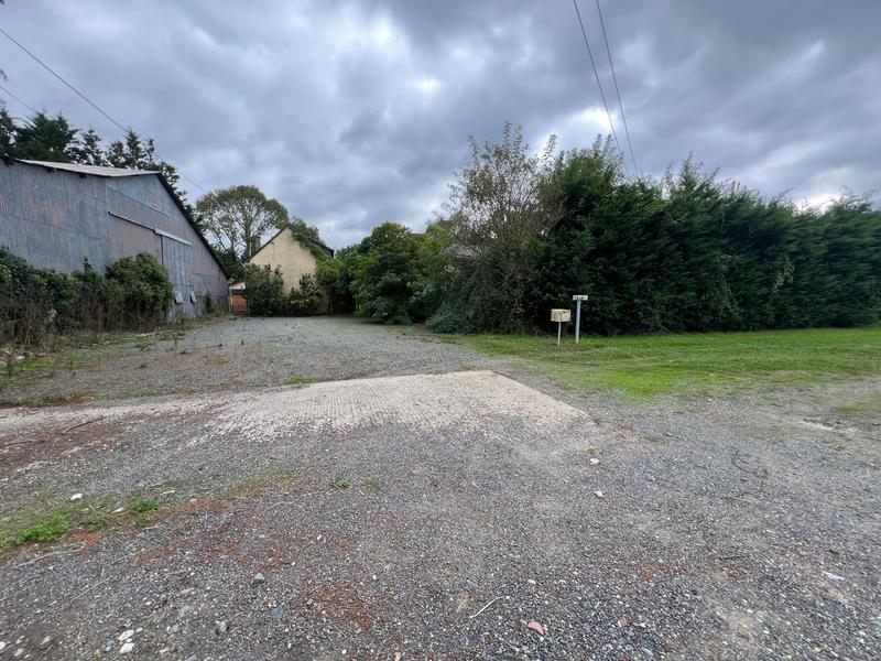 Maison - 280 m² - 10 pièces