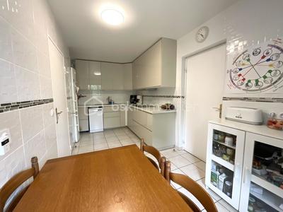 Maison - 93 m² - 4 pièces