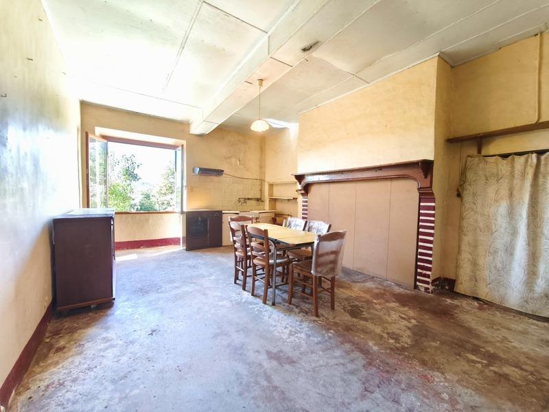 Maison - 180 m² - 6 pièces