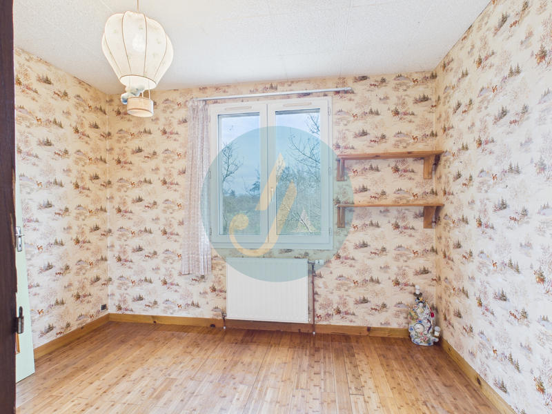 Maison - 101 m² - 5 pièces