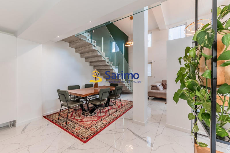 Maison contemporaine - 130 m² - 5 pièces