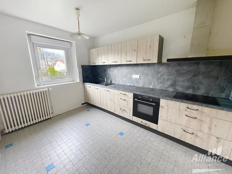 Maison ancienne - 188 m² - 8 pièces