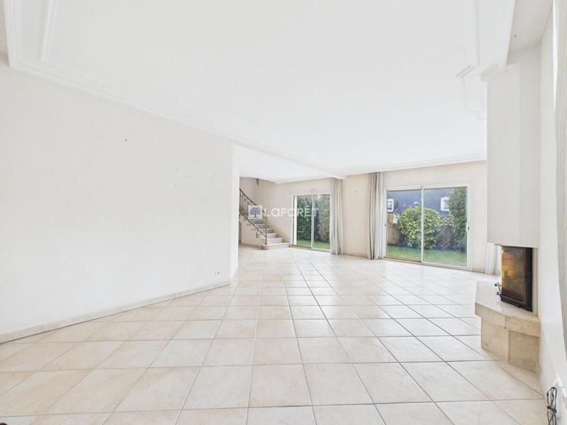 Maison - 167 m² - 5 pièces