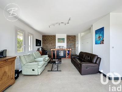 Maison - 180 m² - 9 pièces